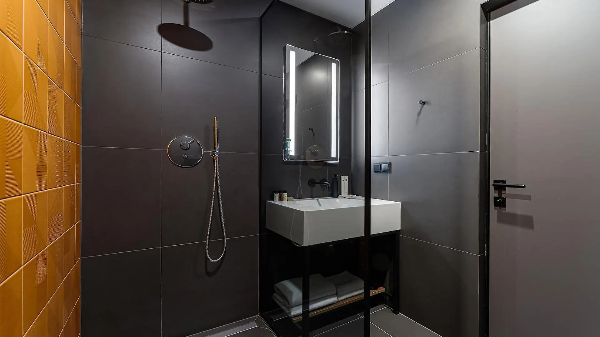 Lev Lifestyle Hotel - Maestro Lviv